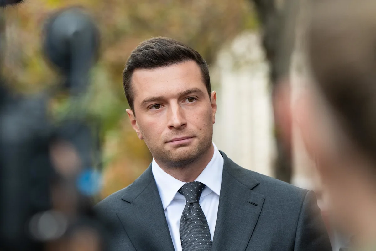 Politics — affaire: Affaire Bardella : les révélations de Mediapart mettent le RN face à son passé